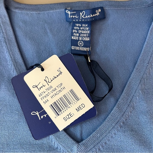 Tori Richard Honolulu Silk Blend Short Sleeve V-Neck Sweater NWT M - Picture 2 of 9